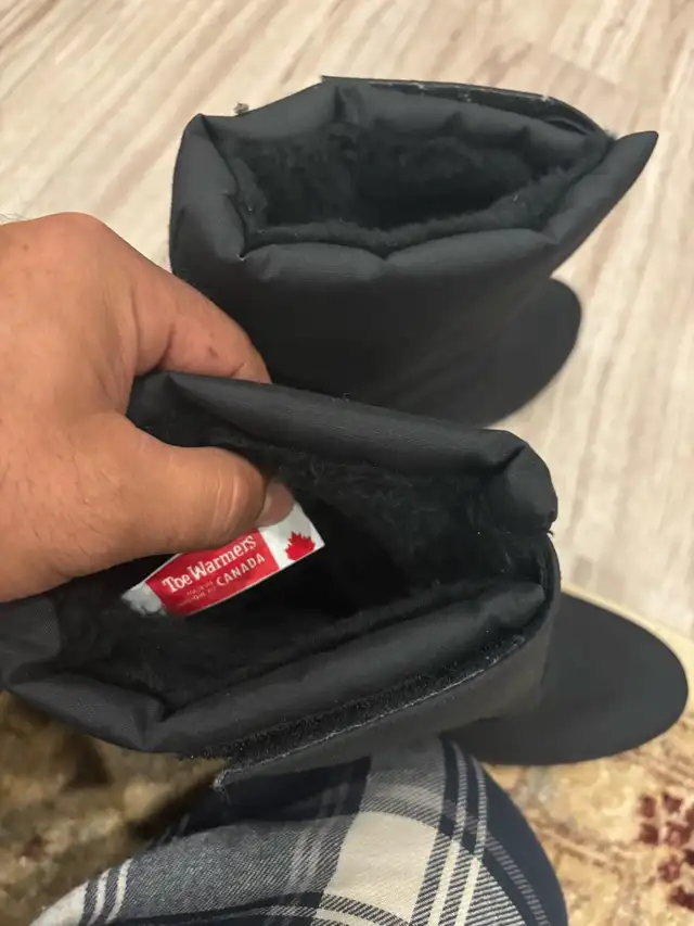 The Warmers Canada Waterproof Winter Boots – Women’s  in Women's - Shoes in City of Toronto - Image 8