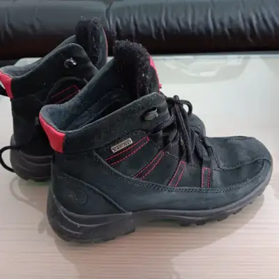 Bottes d`hiver pour femme, View more