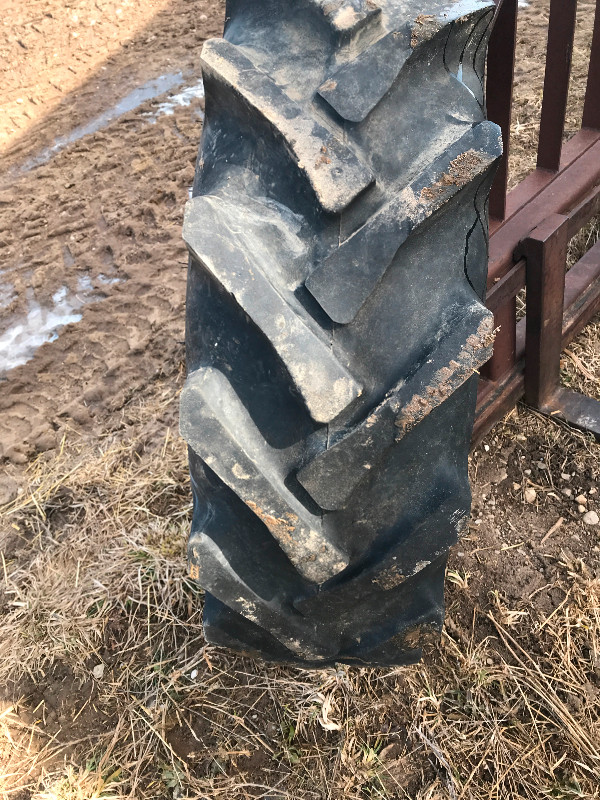 Tractor tire farming equipment owen sound kijiji
