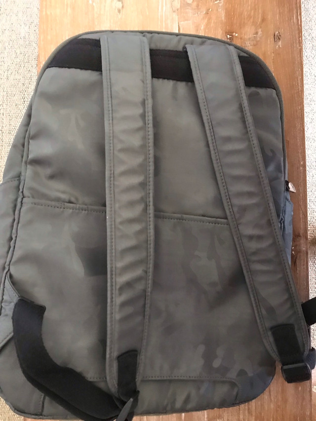 Kipling laptop backpack  dans Autre  à Ville de Montréal - Image 4
