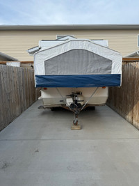 1999 tent trailer by Rockwood 