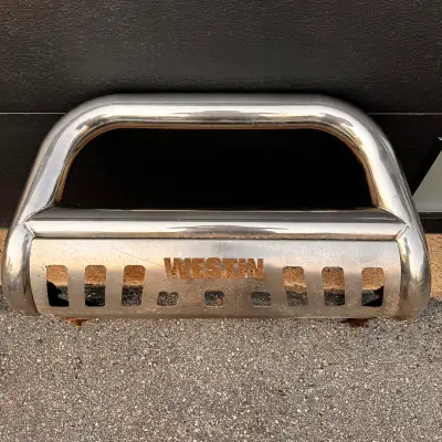 Westin 3’ Chrome Brush/Bull Guard - Missing 1 bolt as shown in photos - Some surface rust/normal wea...