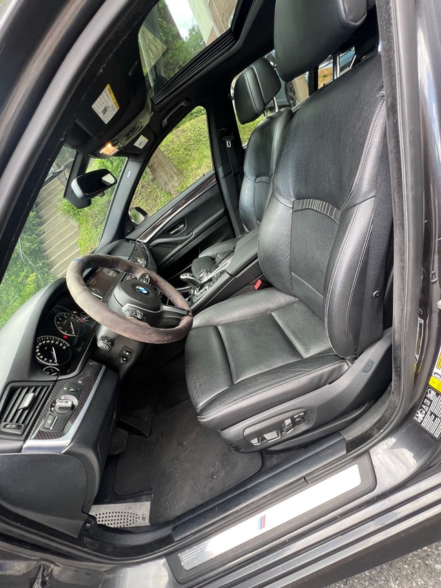 BMW 528 Xdrive — photo 3