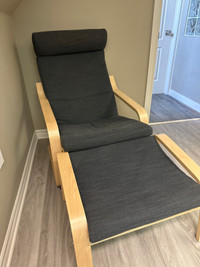Chaise IKEA pratiquement neuve