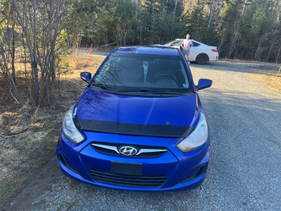 2012 Hyundai accent 