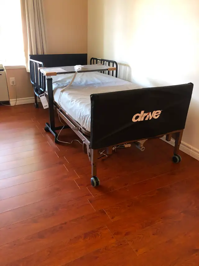 Full Electric Delta1000&Hi-Low Height Hospital Bed FREE DELIVERY