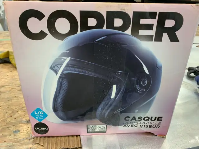 VCAN Street Flat Full Face Motorcycle Helmet, Black Large Size. in Other in Ottawa - Image 3