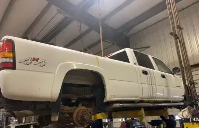 Hi I am parting out 2003 Sierra 2006 Sierra 2003 Silverado ,2005 , 2006 Contact me with what you nee...