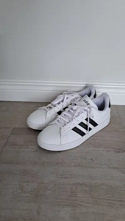 Adidas Court 2.0 Shoes 9.5, View more