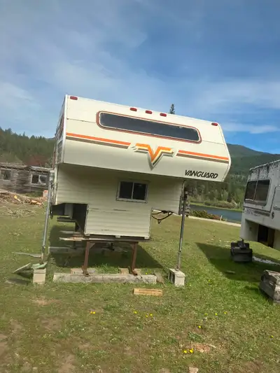 Selling 1978 Vanguard truck camper all electrical components work propane components work but need n...