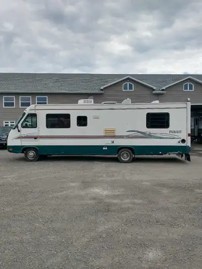 $25000 obo - trade for Camper Van or a Toyota vehicle of similar value. 1997 Winnebago/ RV / Class A...