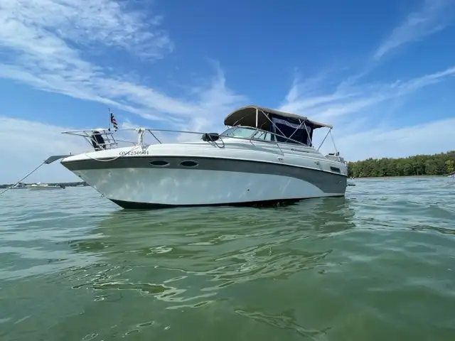 2002 Crownline 262 CR Cruiser Boat - Winter Storage Included