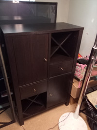 Wine cabinet