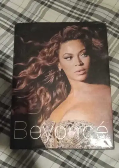Beyonce Platinum Edition CD/DVD, View more