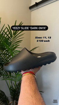 Yeezy Slide “Dark Onyx”