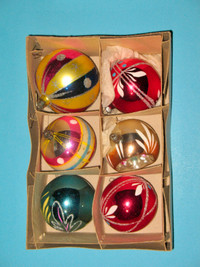 CHRISTMAS TREE COLOURFUL LARGE GLASS Ornaments SET Xmas Vintage