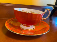 Aynsley England Orange Gold Thistle Bone China Tea Cup Saucer