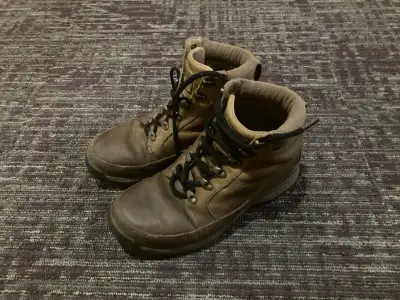 The North Face Mens Leather Primaloft Size 10 Refurbish, View more