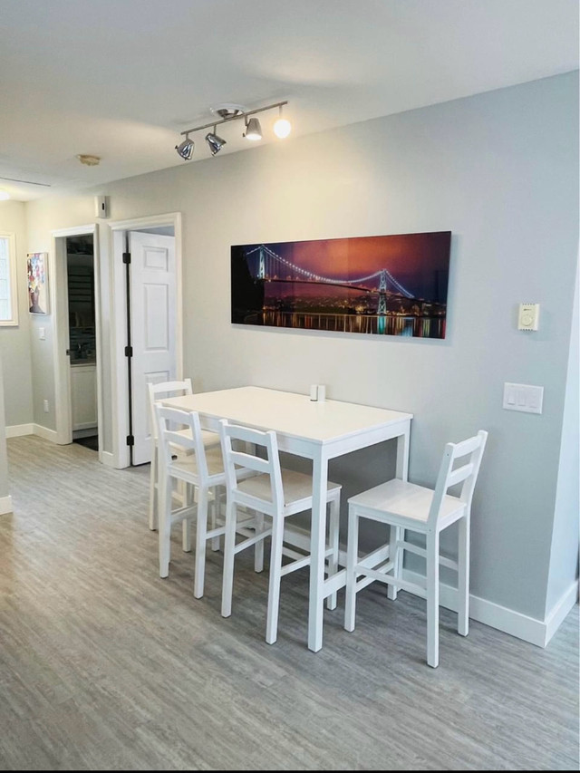 Shared Downtown 2 Bdrm 2 Bath House in Short Term Rentals in Kelowna - Image 2