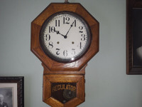horloge ancienne a plus de 100 ans fonctionne mecanique dorigine