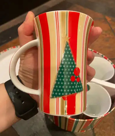NEW CHRISTMAS Maxwell & Williams MUGS - Set of 4, View more