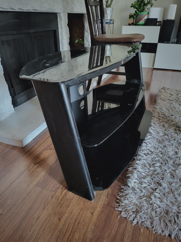 Glass tv stand in TV Tables & Entertainment Units in Winnipeg - Image 3