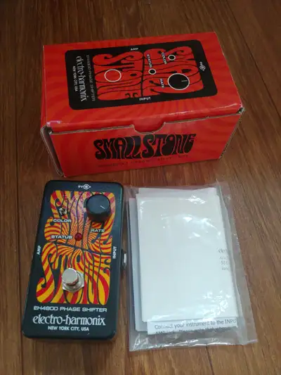 For sale: Electro-harmonix small stone, View more