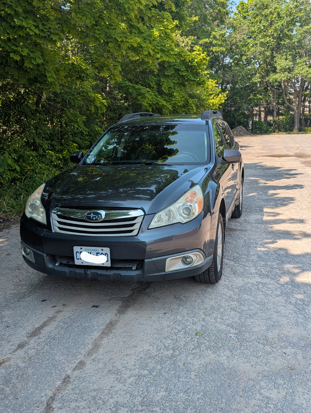 2011 Subaru Outback. Fine shape in Cars & Trucks in Kingston - Image 4
