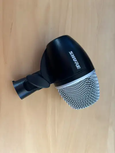 Micro Shure PG52, View more