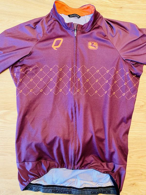 maillot de vélo - cycling jersey Quilicot dans Vêtements, chaussures et accessoires  à Ville de Montréal - Image 2