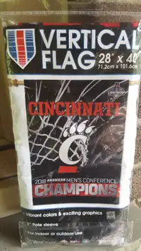 NCAA Cincinnati Bearcats 2018 Men's Champions Banner / Flag New