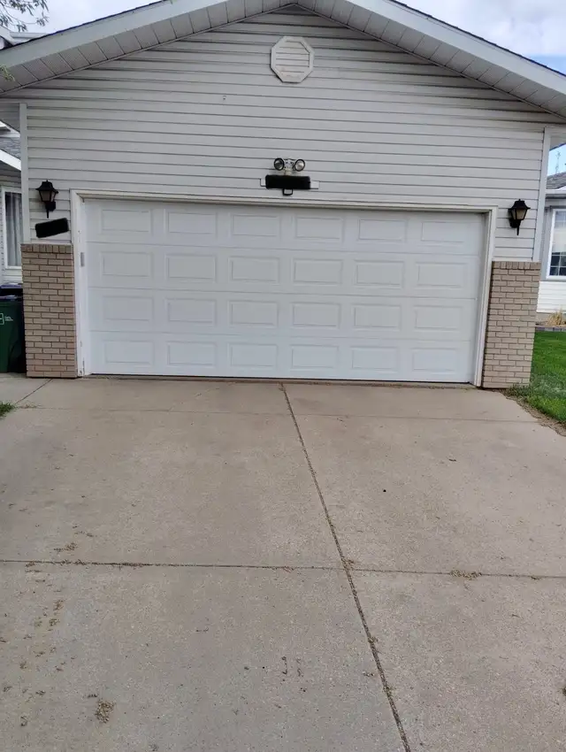 Garage For Rent (Parking,Storage, and More)