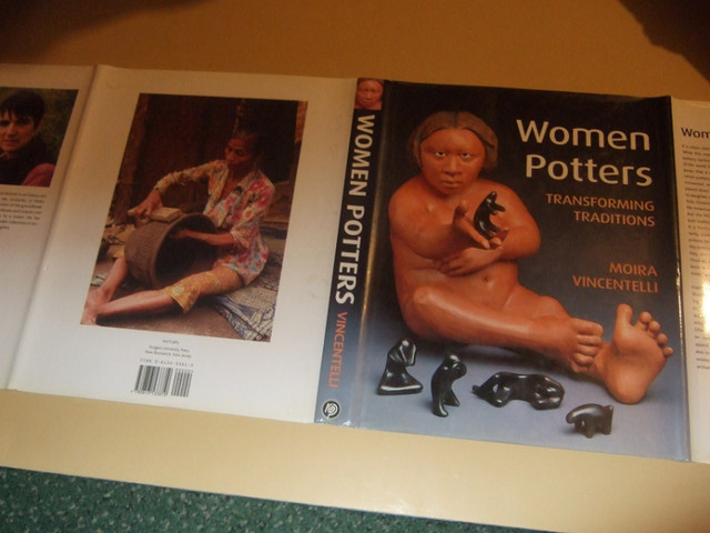Women Potters / pottery Asia Americas Africa Caribbean etc in Non-fiction in Oakville / Halton Region