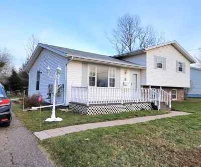 Available from February 15th, 2026 or March 01 2026: Don’t miss out on this spacious 3 bedroom, 2 fu...