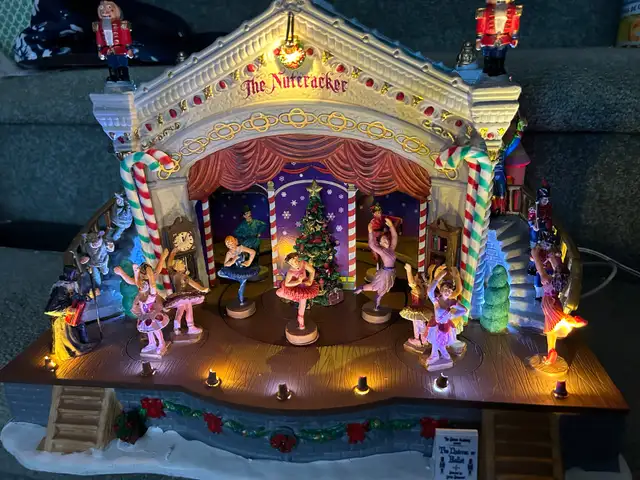The Carole collection The Nutcracker in Other in Calgary - Image 2