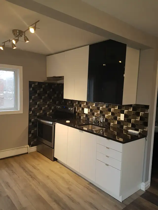 Renovated Studio Apt available now, $1,200 Jackson Rd. Dartmouth