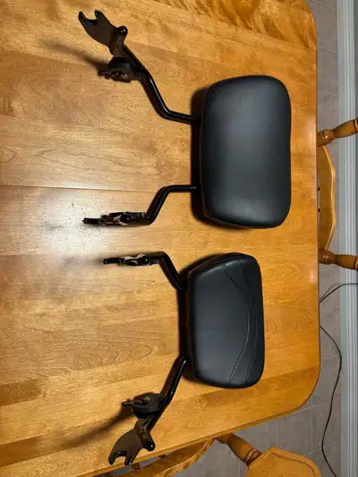 HD black detachable passenger backrest. Like new. Original Harley Davidson. Fits 2018 & newer Fat Bo...