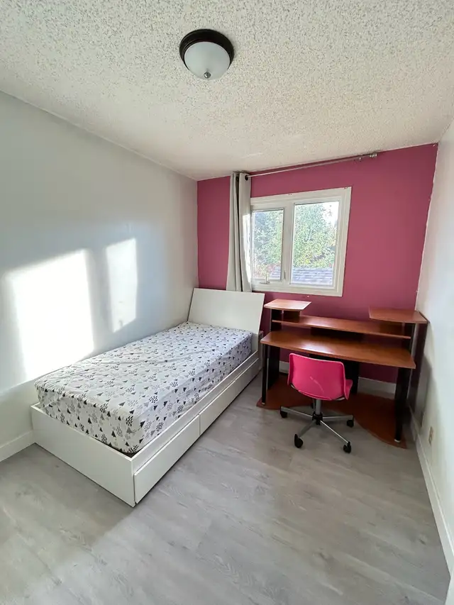 Calgary Beddington NW room for rent