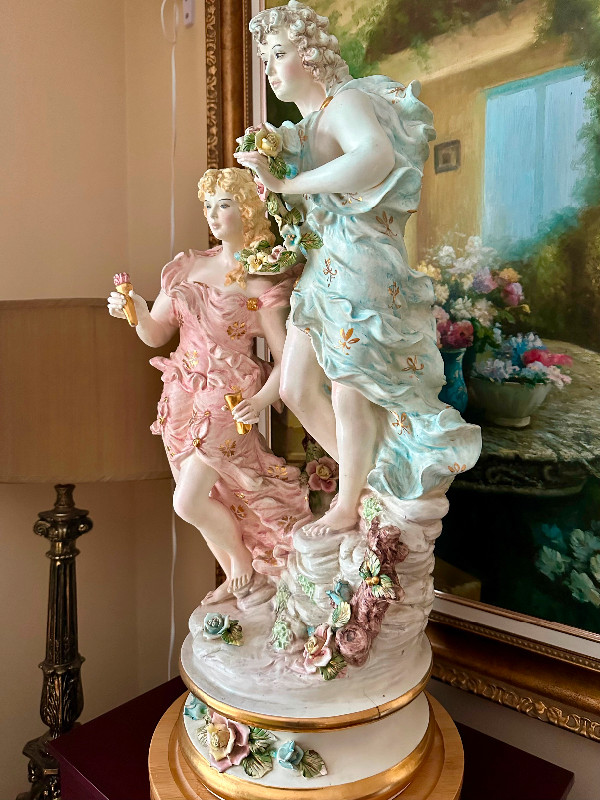 X-large antique Victorian ceramic statue very heavy dans Art et objets de collection  à Ville de Montréal - Image 3