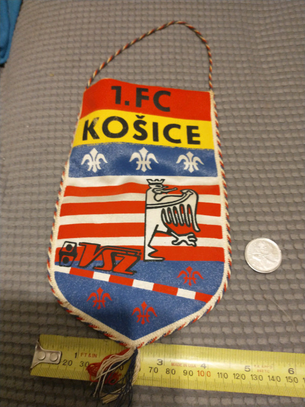 VERY RARE 1995-96 UEFA Cup banner/pennant Ujpest Dozsa vs Kosice in Arts & Collectibles in City of Toronto - Image 3