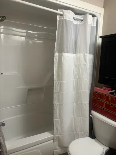 Single room for rent. Female only