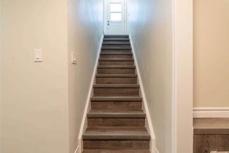 3 bedroom apartment available for lease Long Term Rentals Cambridge