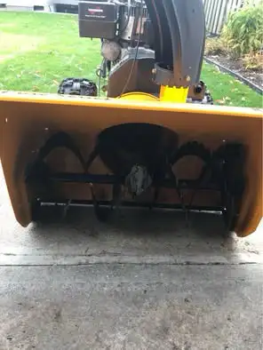 Murray Snow Blower Euro Series 1030 in Snowblowers in City of Toronto - Image 6