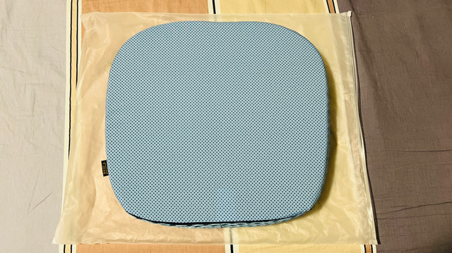 Brand New Ergonomic Seat Cushion in Health & Special Needs in City of Toronto - Image 2