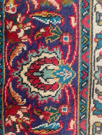 Vintage very large knotted wool rug (50+ yrs old)  in Rugs, Carpets & Runners in Markham / York Region - Image 3