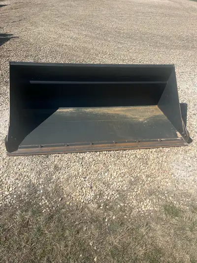 2025 Bobcat Smooth Bucket 80” Light Material Very Good Condition