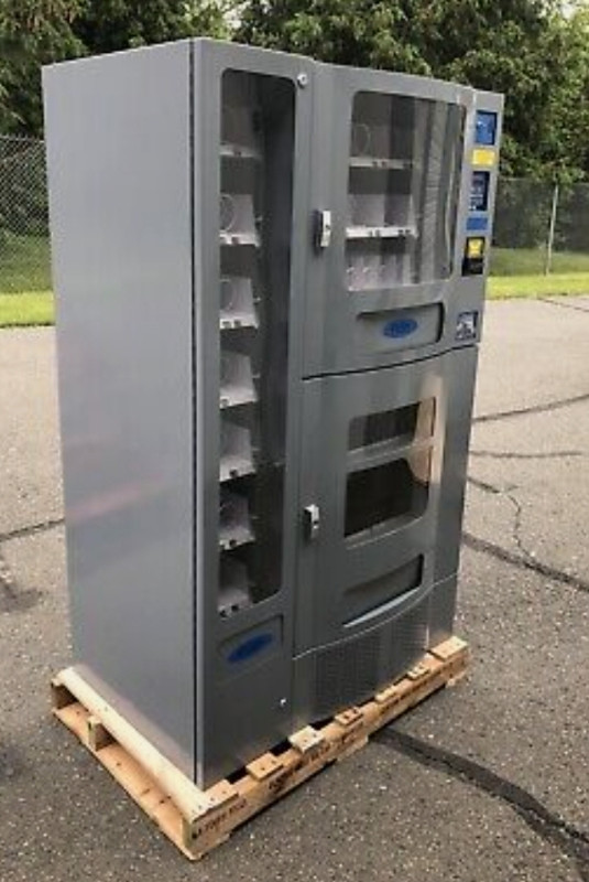 ✅★☆★❇️FREE COIN MECH!!SEACO VENDING MACHINE, MUST GO ASAP!❇️★☆★✅ in Other Business & Industrial in City of Toronto - Image 2