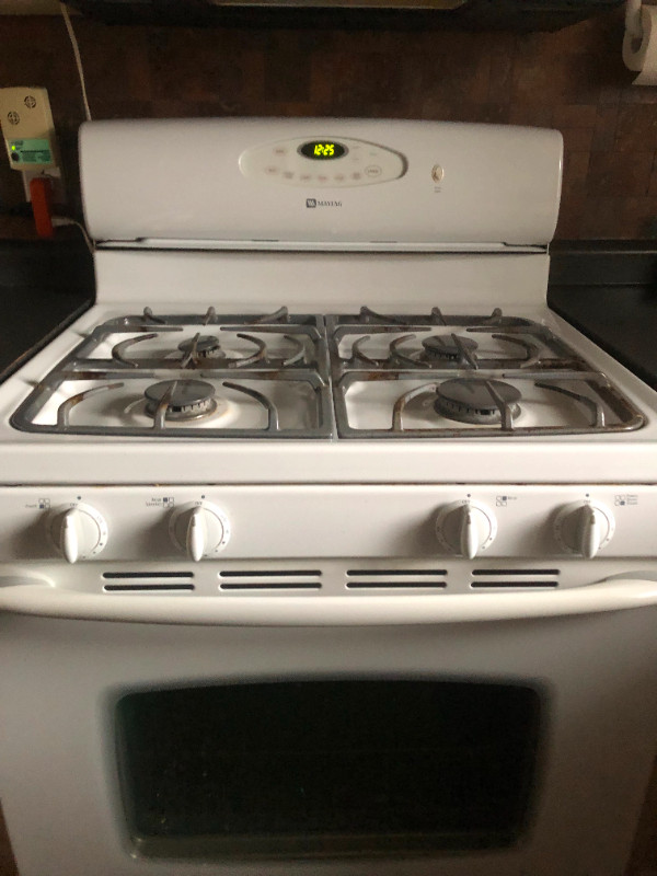 Maytag 30" Gas Stove in Stoves, Ovens & Ranges in St. Catharines