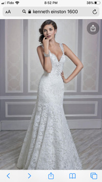 Gorgeous Wedding Dress (never been worn)