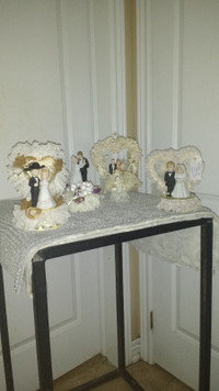 unique treasures house, wedding cake toppers